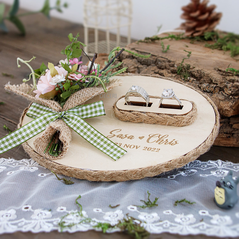 Flores de madera ovaladas pers - Al Ain Jewelry & Watches Exhibition 2025 reseña y precio