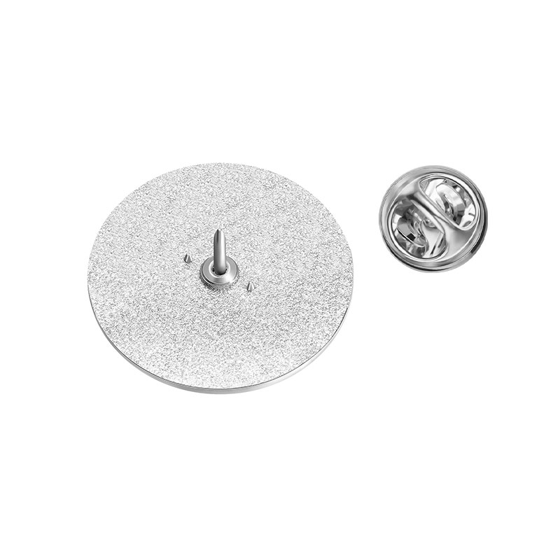 Pin de solapa con diseño de ga - Al Ain Jewelry & Watches Exhibition 2025 reseña y precio