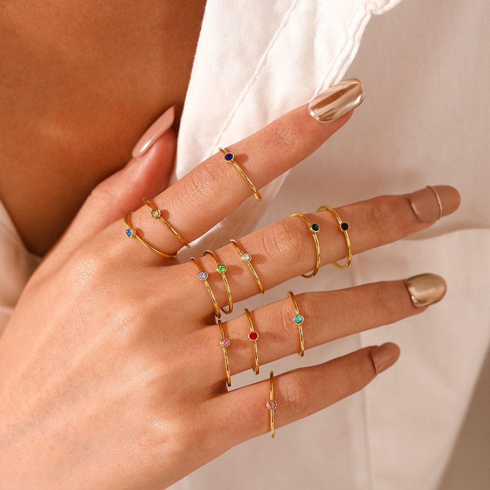 Anillo de piedra natal de acer - Birthstone Ring Set reseña y precio