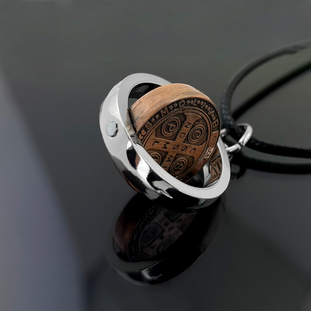 Nuevo Collar con Medalla de Sa - Jewelry & Watches Store reseña y precio