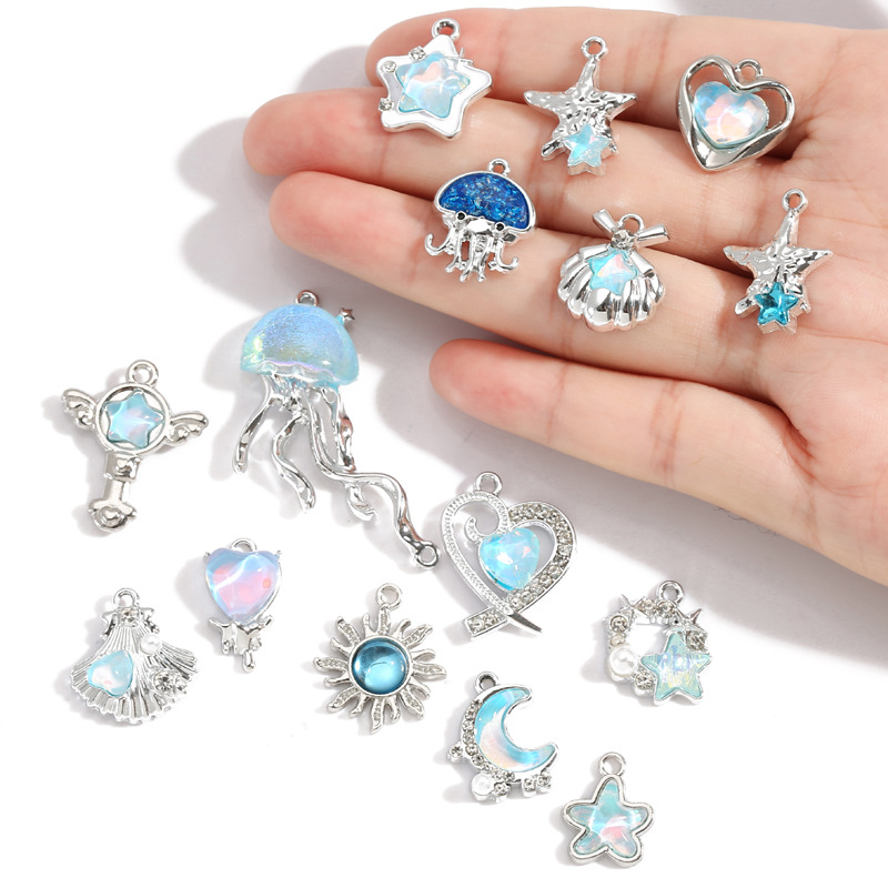 10 Piezas de Dijes de Aleación - Moon Star Earrings reseña y precio