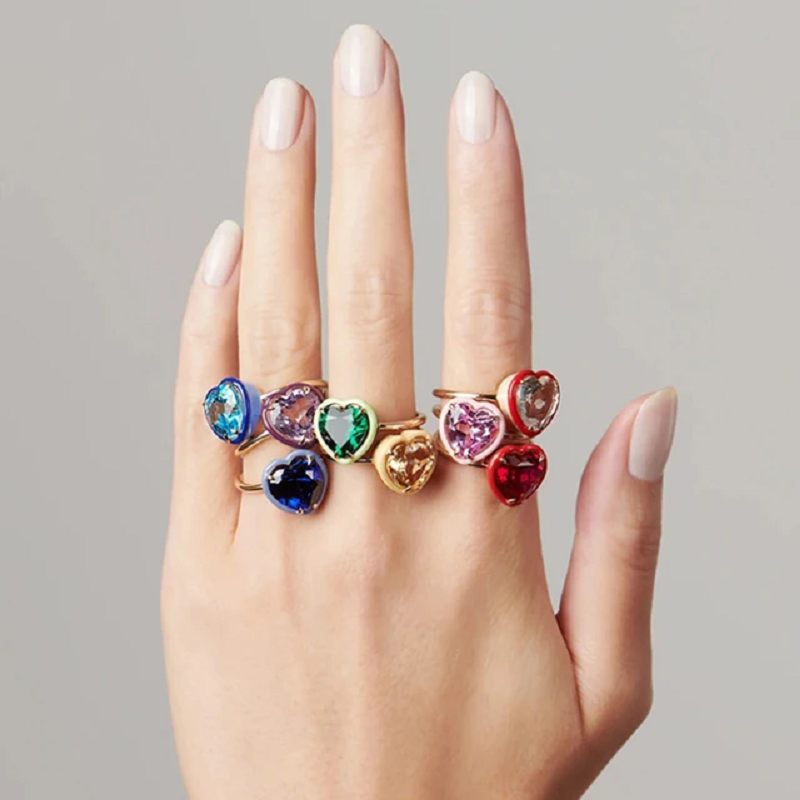 Anillos de circonita cúbica en - Birthstone Ring Set reseña y precio